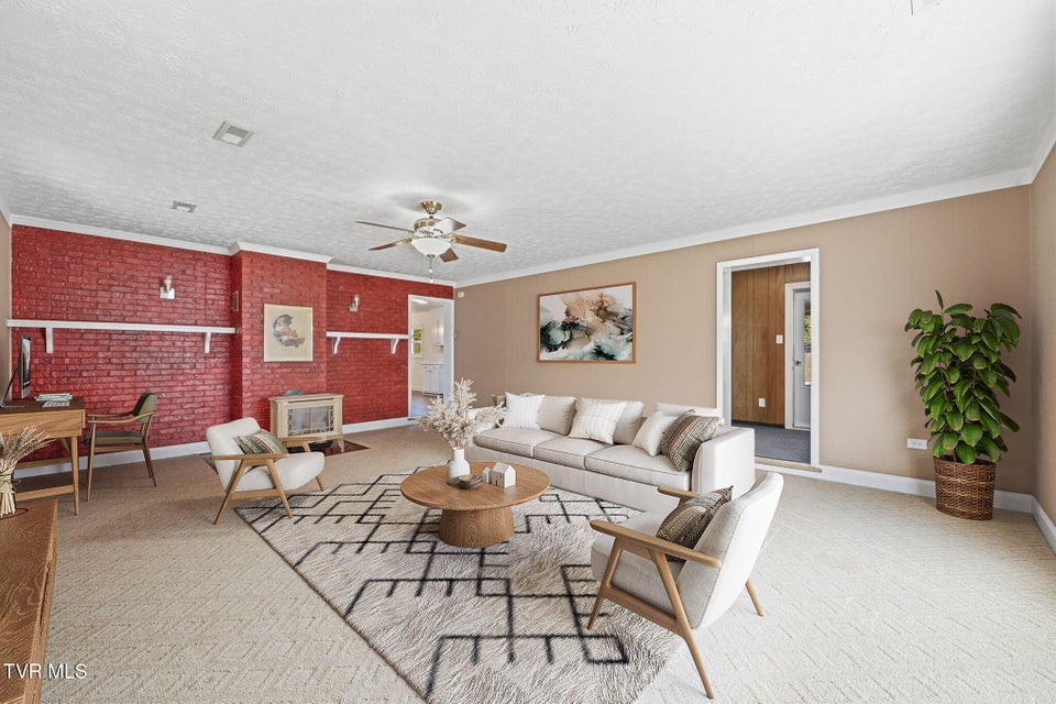 Photo #11: 515 Poplar Street