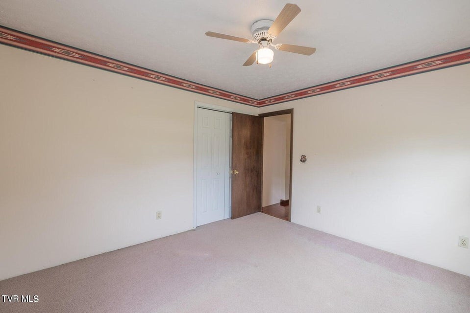 Photo #28: 207 Pleasant View Road