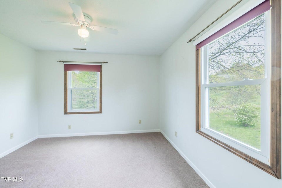 Photo #29: 207 Pleasant View Road