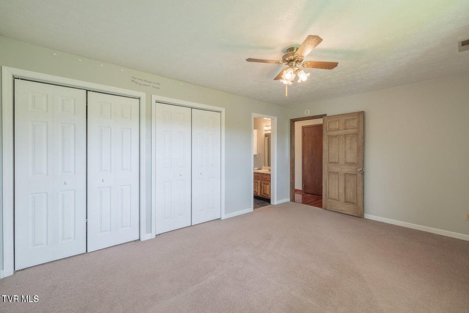 Photo #36: 207 Pleasant View Road