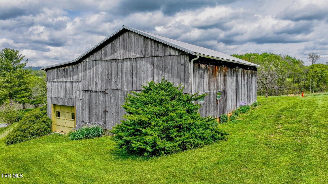 Photo #41: 207 Pleasant View Road