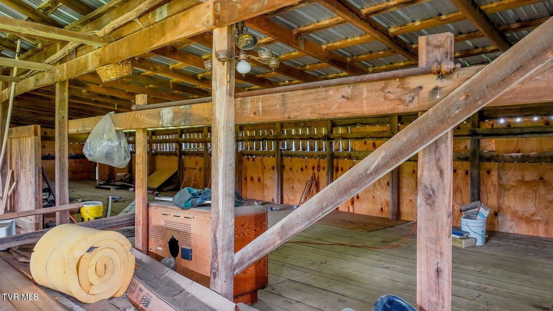 Photo #45: 207 Pleasant View Road