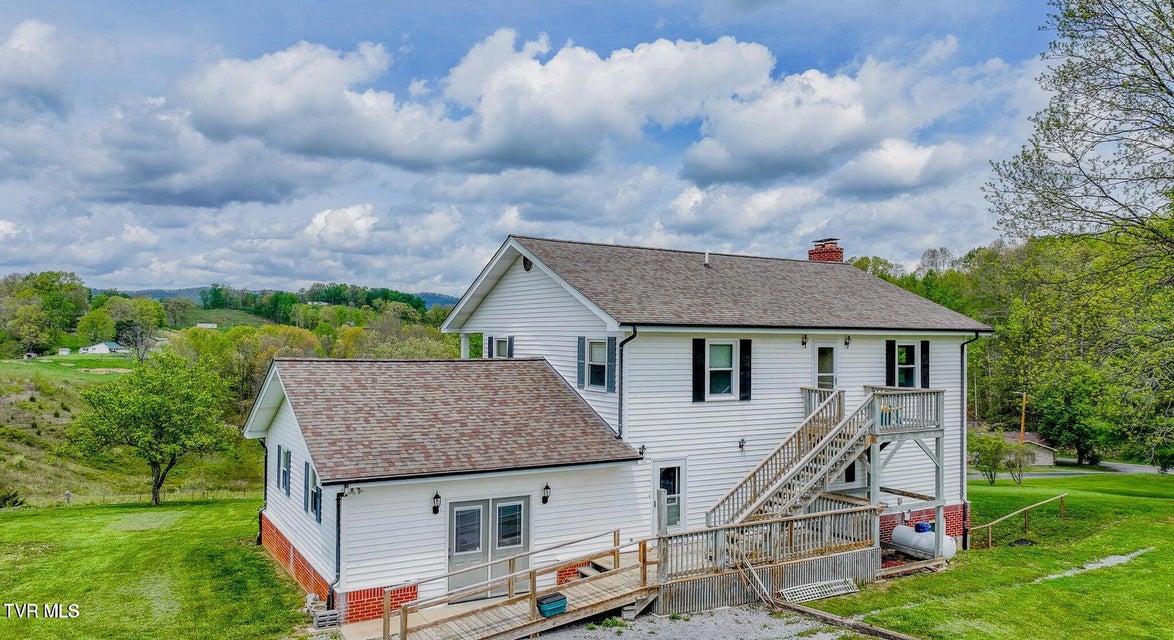 Photo #51: 207 Pleasant View Road