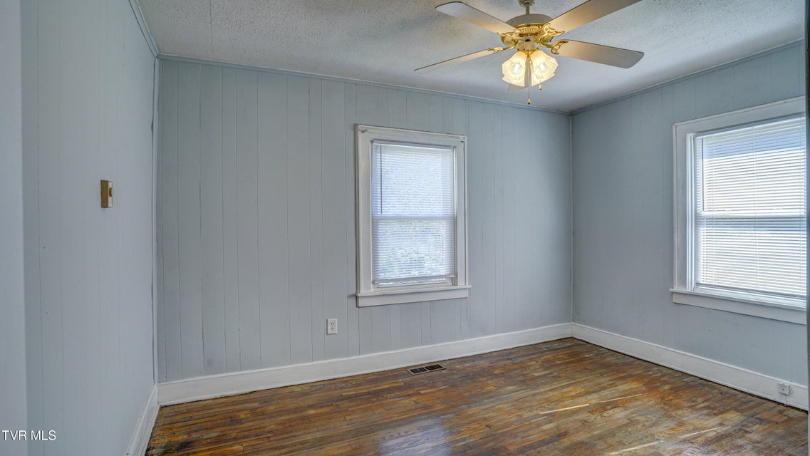 Photo #21: 314 Morris Street