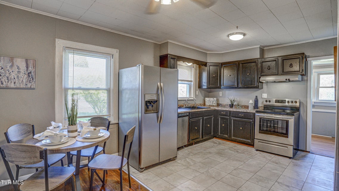 Photo #9: 314 Morris Street