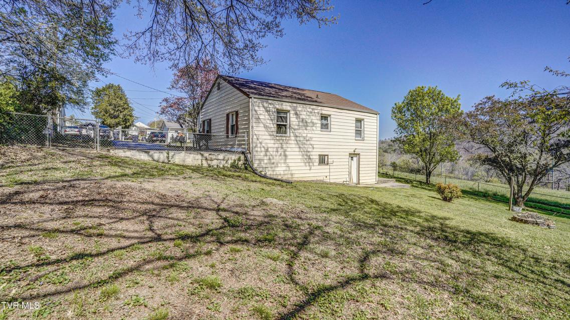 Photo #32: 314 Morris Street