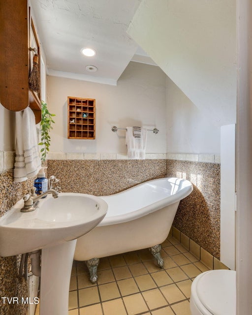 Photo #17: 500 Milburnton Road