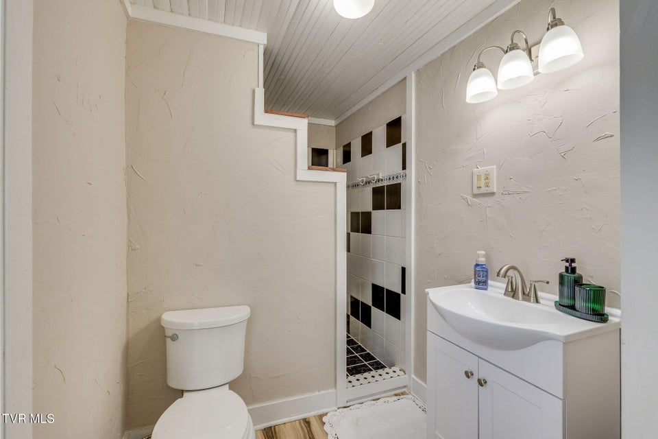 Photo #24: 500 Milburnton Road