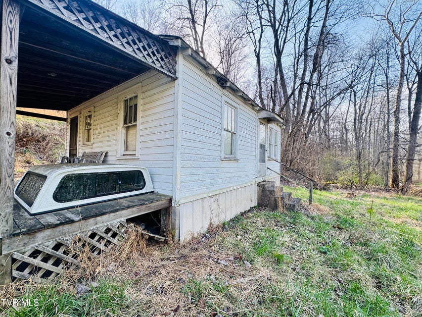 Photo #10: 160 Bobs Hollow Road