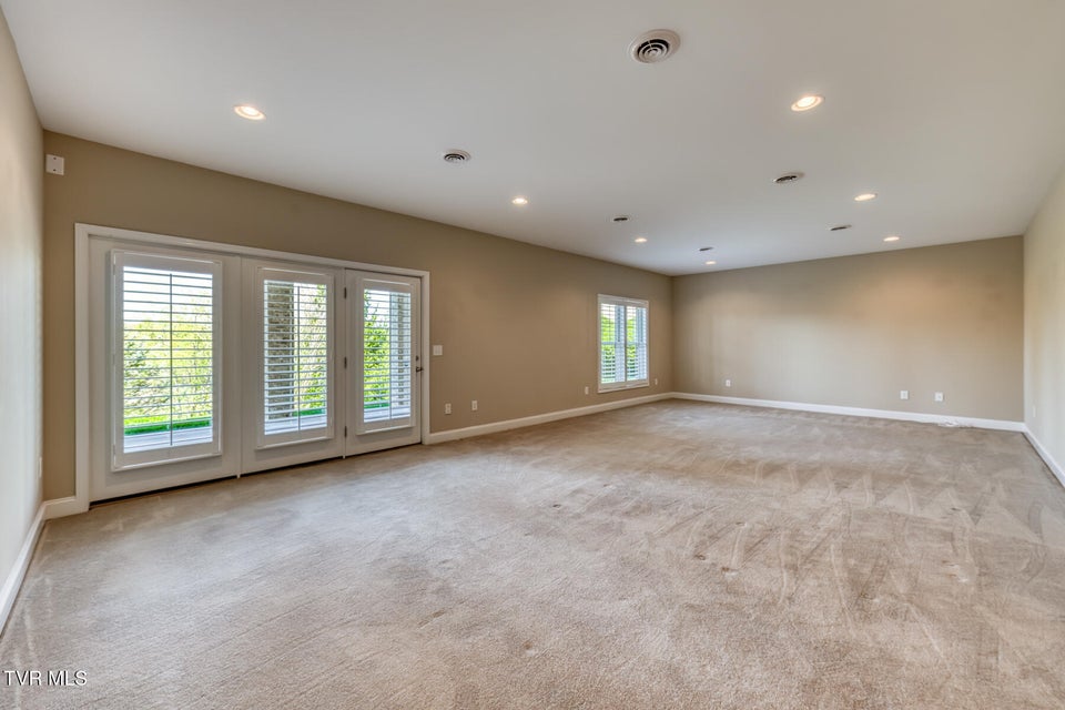 Photo #53: 17 Cypress Ridge Court