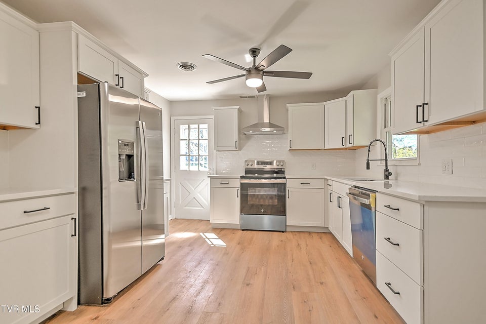 Photo #8: 209 Chester Hill Road