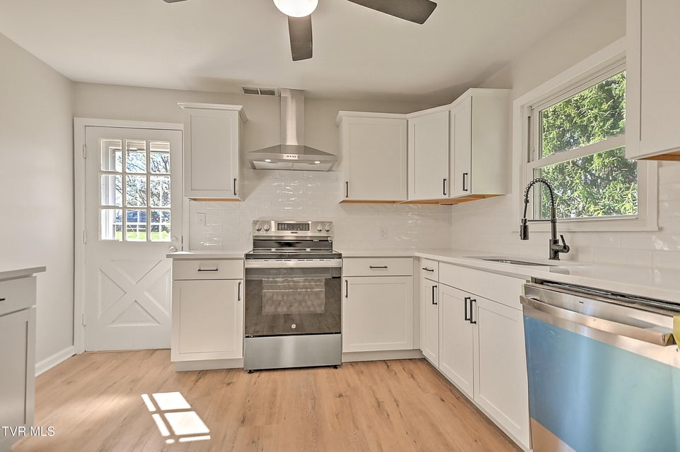 Photo #11: 209 Chester Hill Road