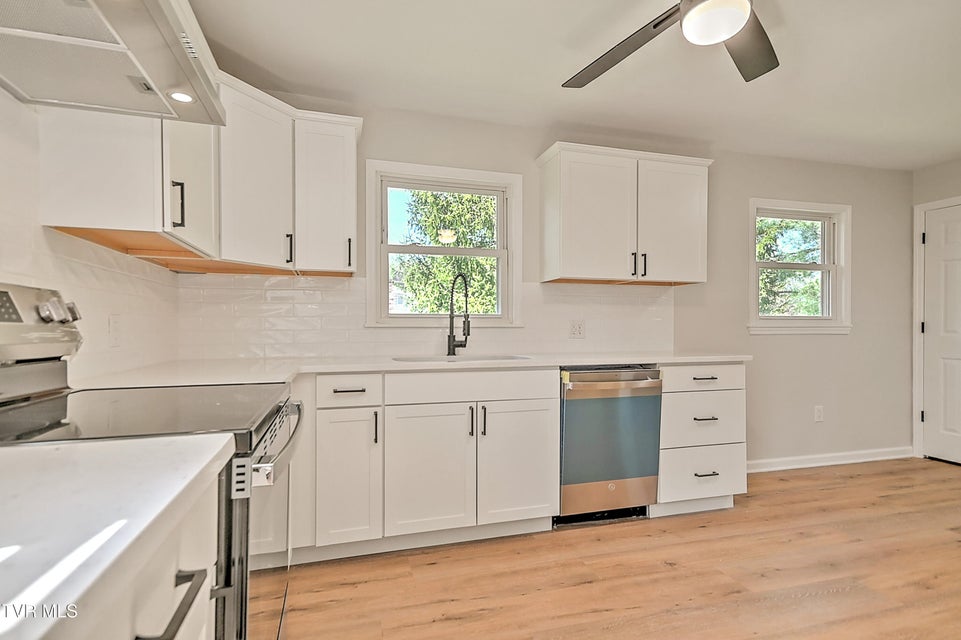 Photo #13: 209 Chester Hill Road