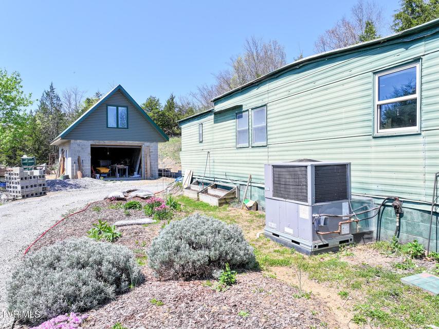 Photo #6: 701 Doc Hawkins Road