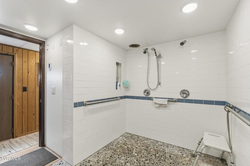 Photo #14: 701 Doc Hawkins Road