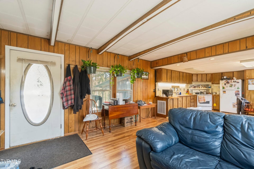 Photo #20: 701 Doc Hawkins Road