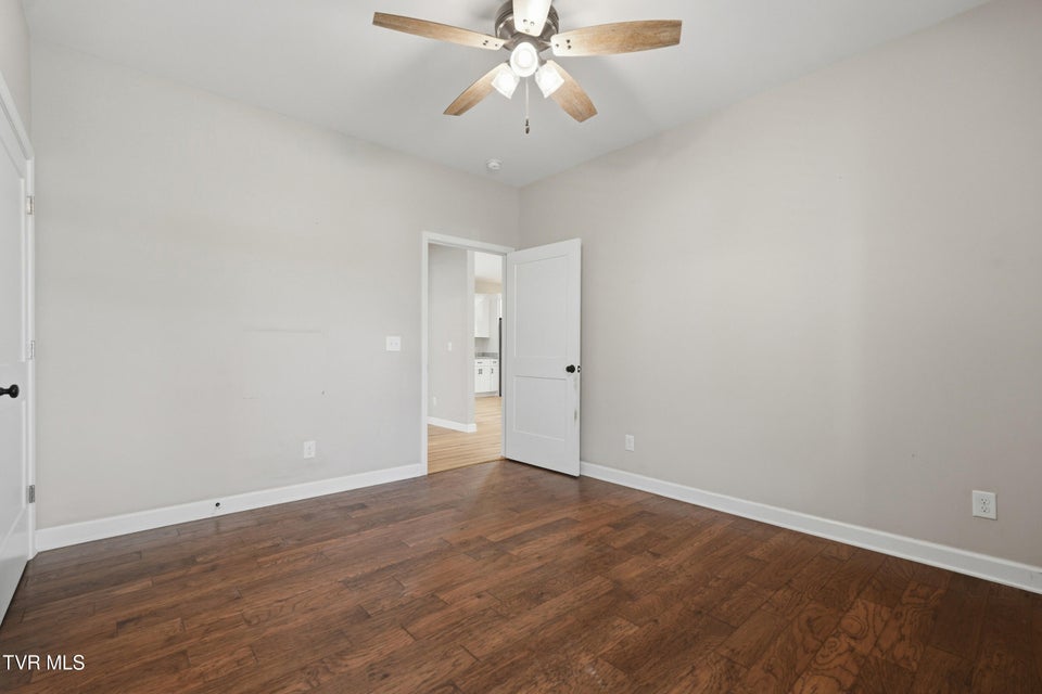 Photo #17: 162 Starlight Drive