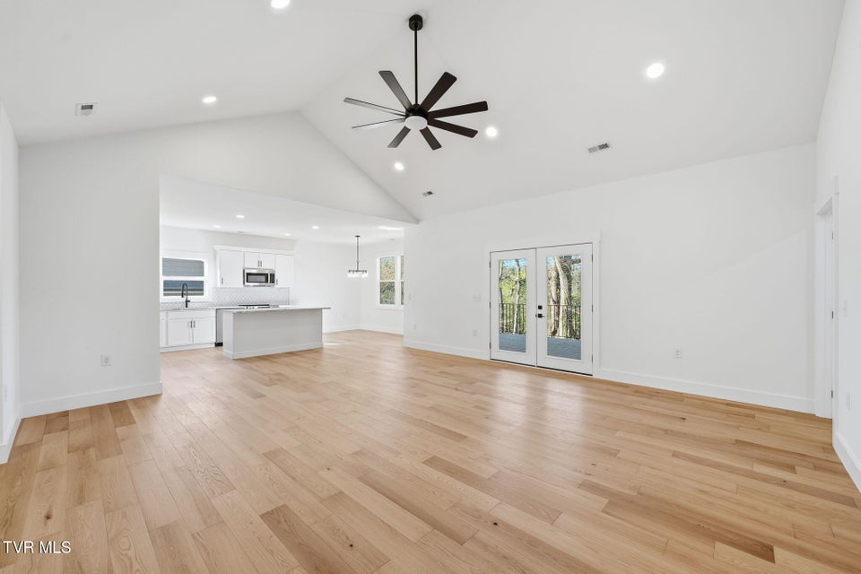 Photo #5: 329 Ty'S Place