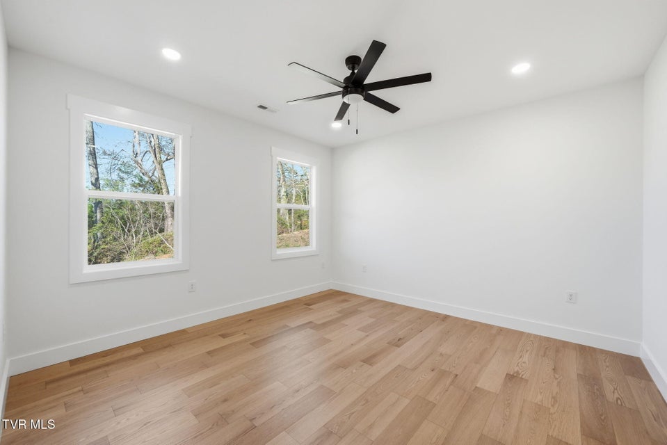 Photo #31: 329 Ty'S Place