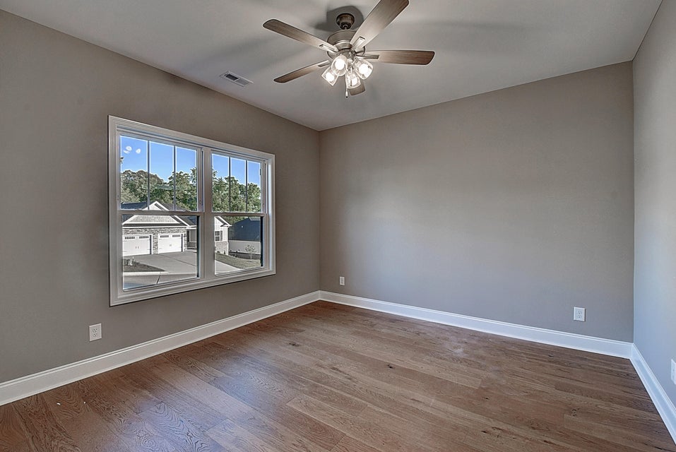 Photo #26: 721 Hunts Terrace Drive