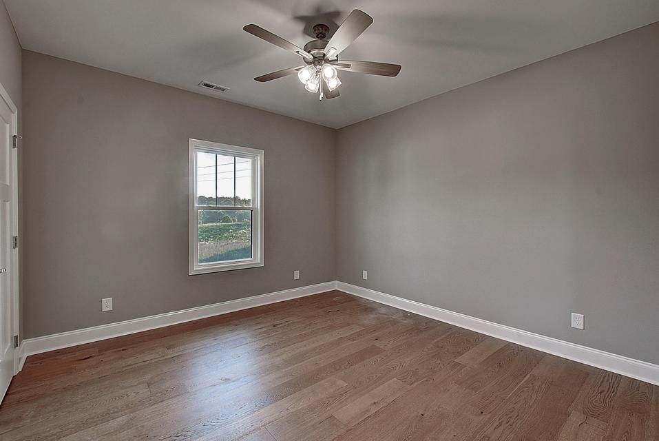 Photo #28: 721 Hunts Terrace Drive