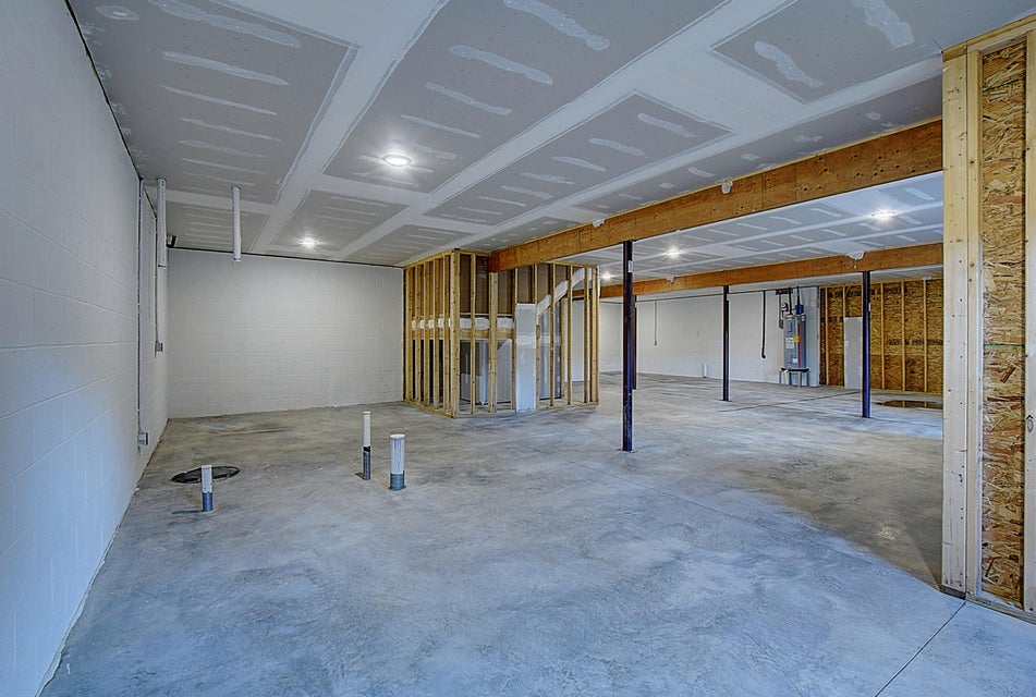 Photo #34: 721 Hunts Terrace Drive