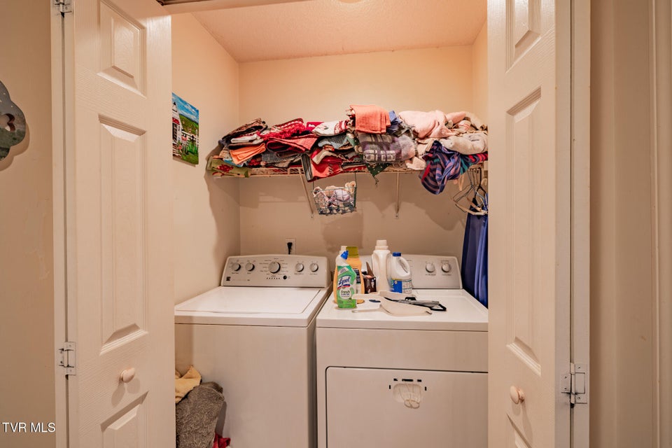 Photo #14: 609 Alfalfa Lane