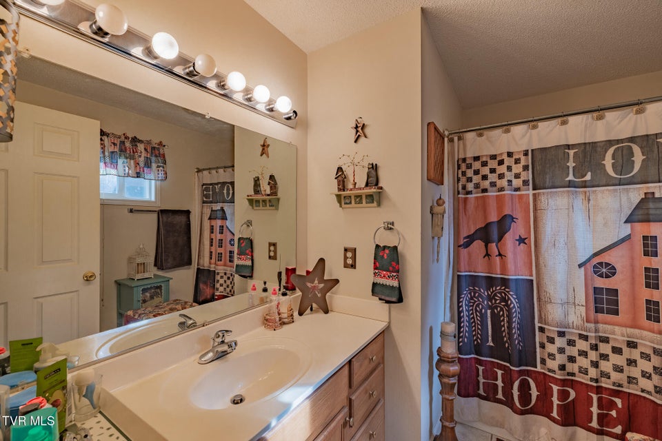 Photo #19: 609 Alfalfa Lane