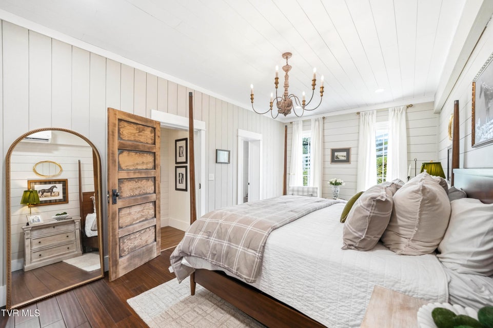 Photo #27: 565 Gap Creek Road