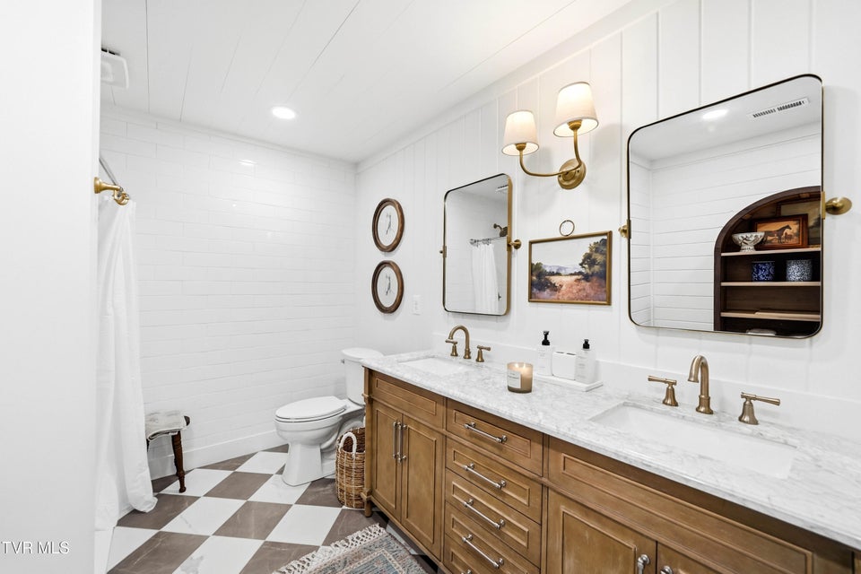 Photo #31: 565 Gap Creek Road