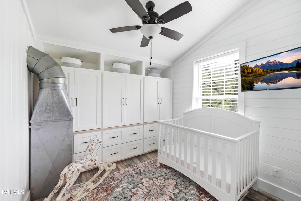 Photo #37: 565 Gap Creek Road