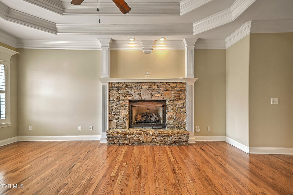 Photo #7: 267 Alpine Trail