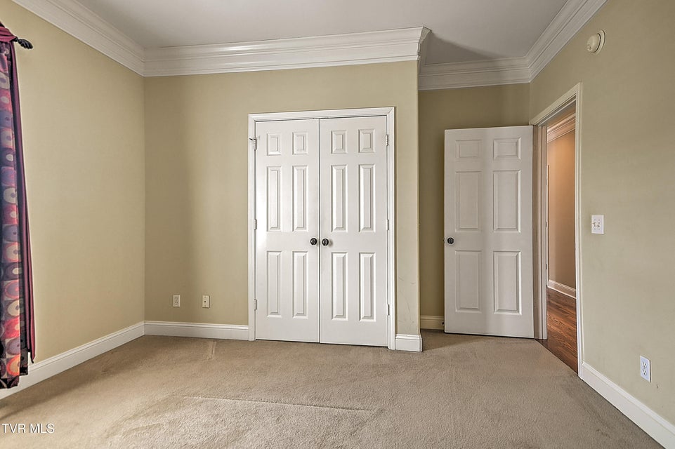 Photo #33: 267 Alpine Trail