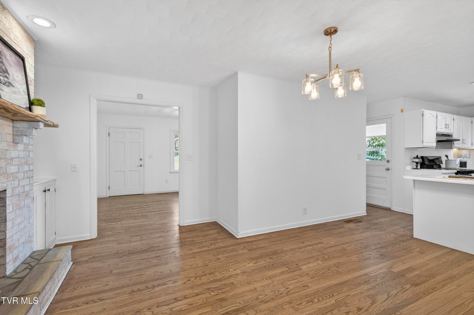 Photo #8: 882 Panacella Drive