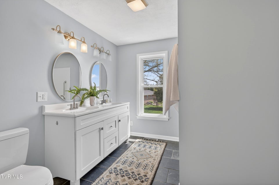 Photo #19: 882 Panacella Drive