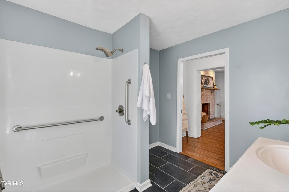 Photo #18: 882 Panacella Drive