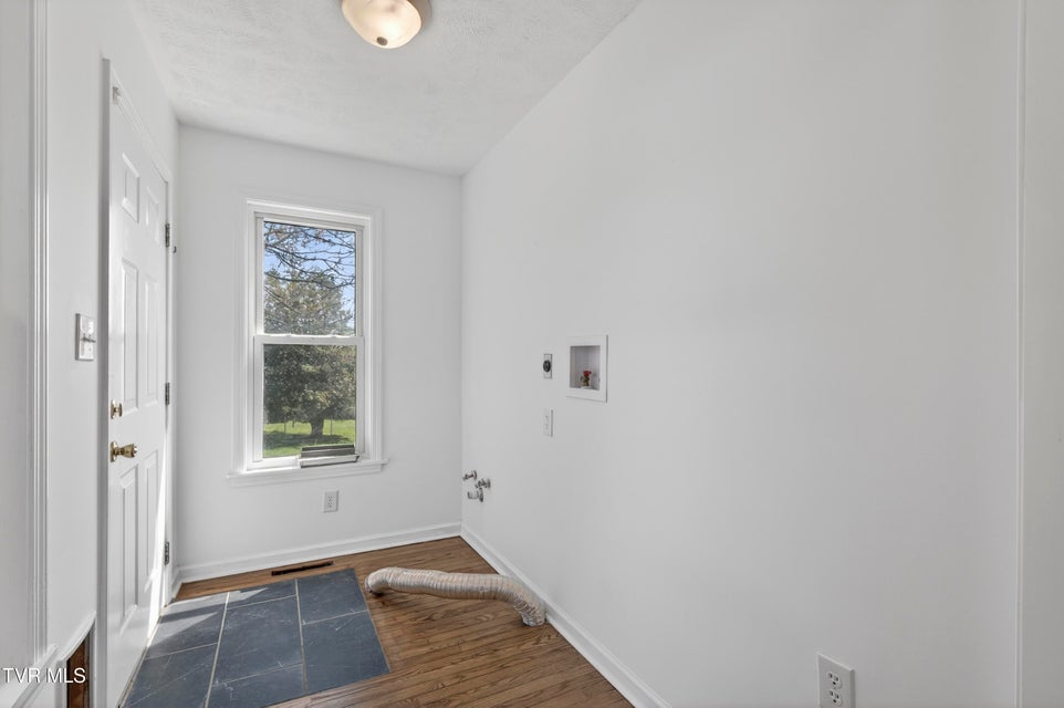 Photo #20: 882 Panacella Drive