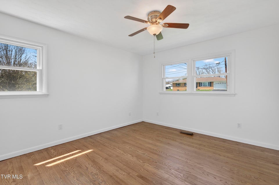 Photo #27: 882 Panacella Drive