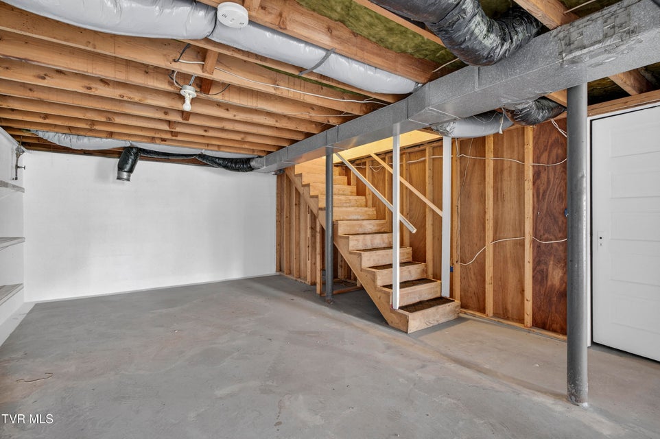 Photo #33: 882 Panacella Drive