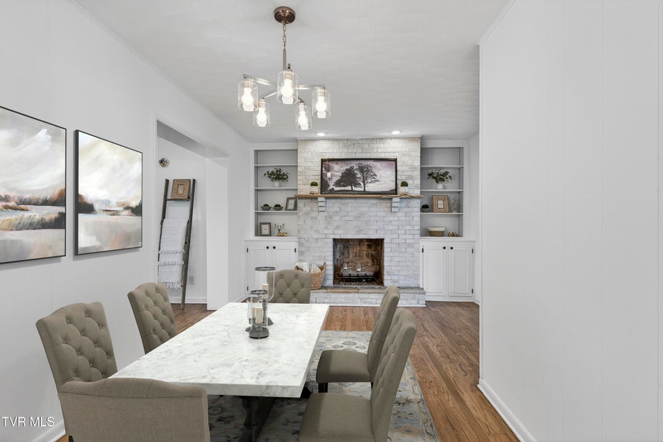 Photo #10: 882 Panacella Drive