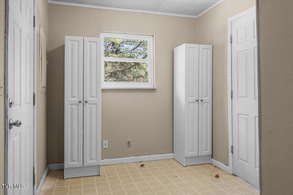 Photo #12: 146 Circleview Drive