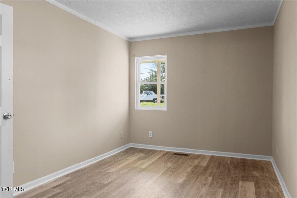 Photo #13: 146 Circleview Drive