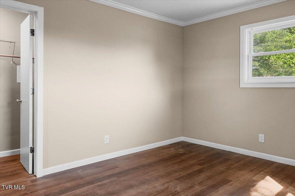 Photo #22: 146 Circleview Drive