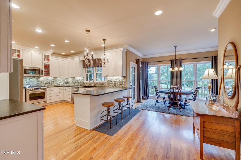 Photo #11: 117 Quail Heights Court