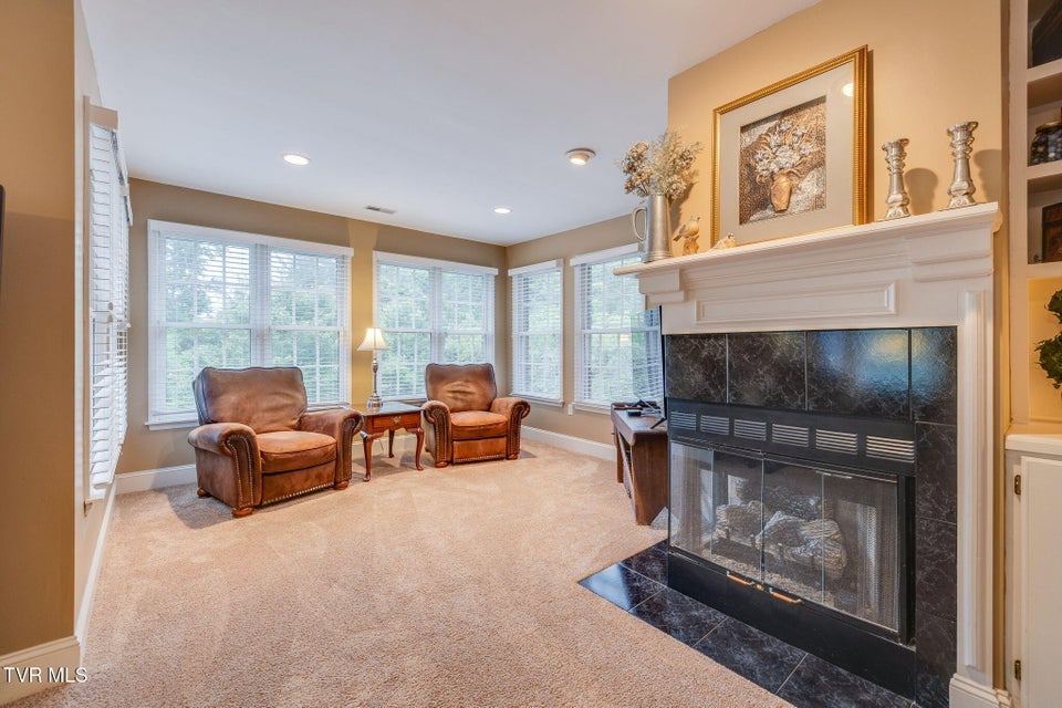 Photo #36: 117 Quail Heights Court