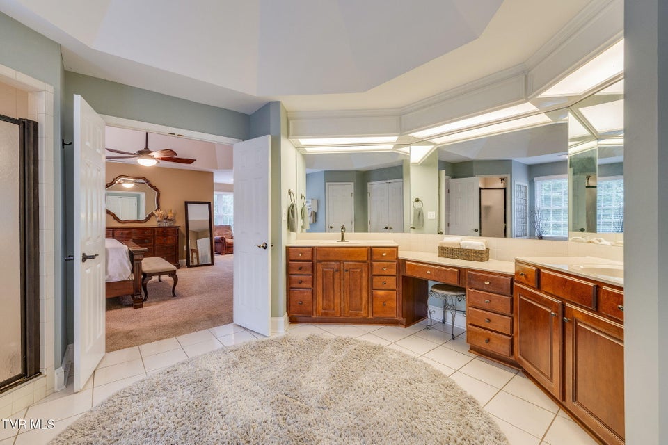 Photo #38: 117 Quail Heights Court