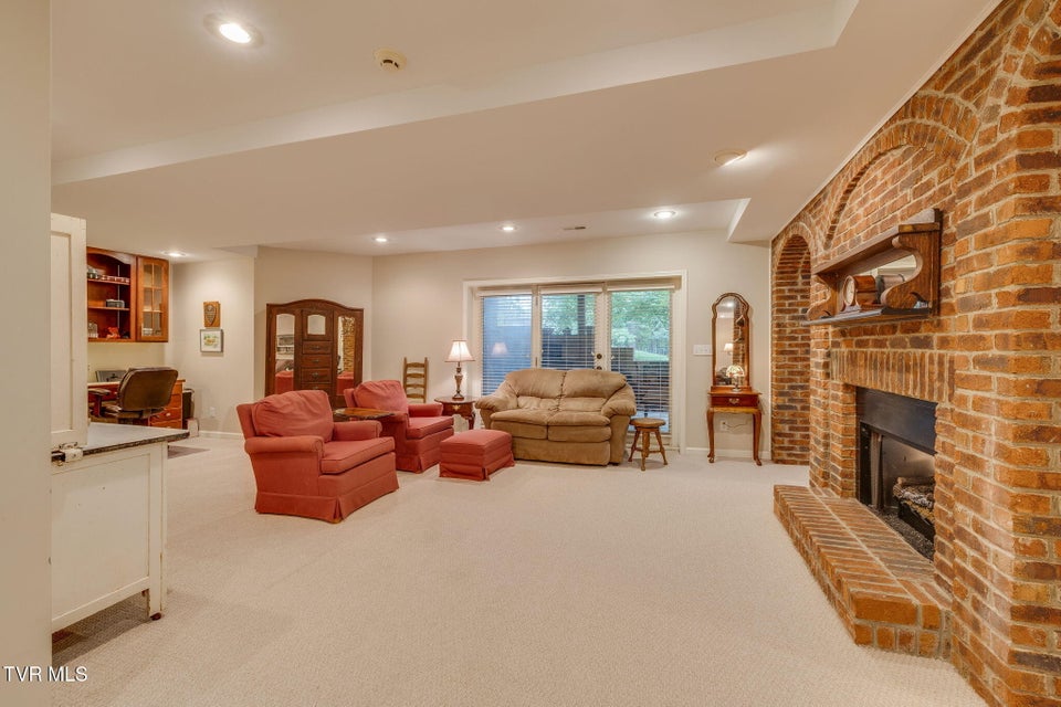 Photo #58: 117 Quail Heights Court