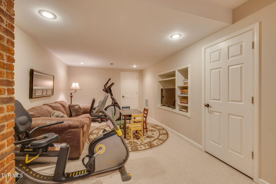 Photo #60: 117 Quail Heights Court