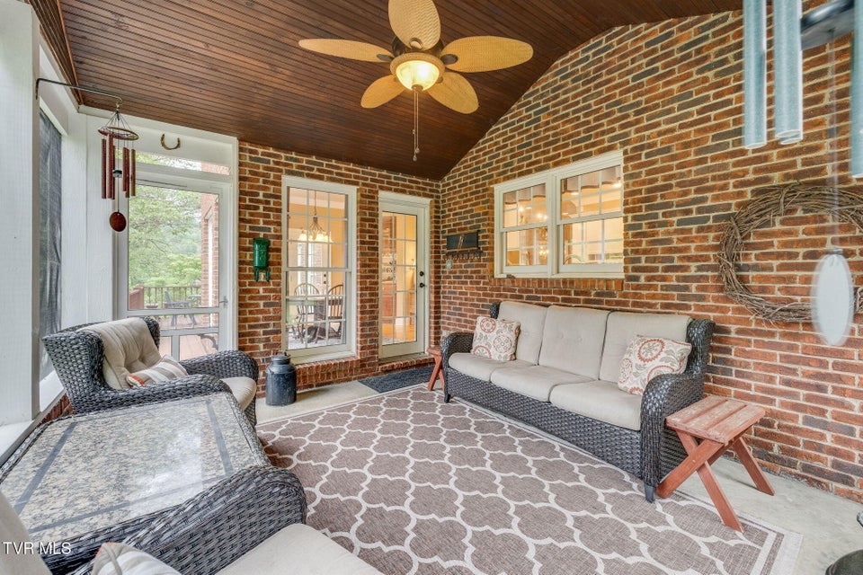 Photo #69: 117 Quail Heights Court