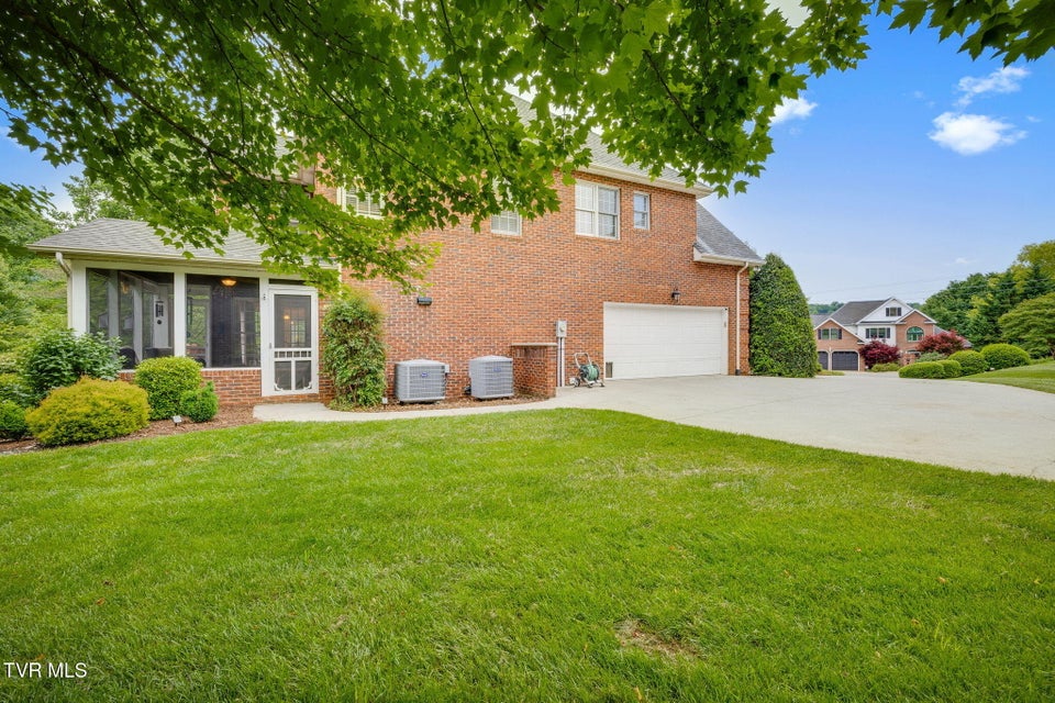 Photo #70: 117 Quail Heights Court